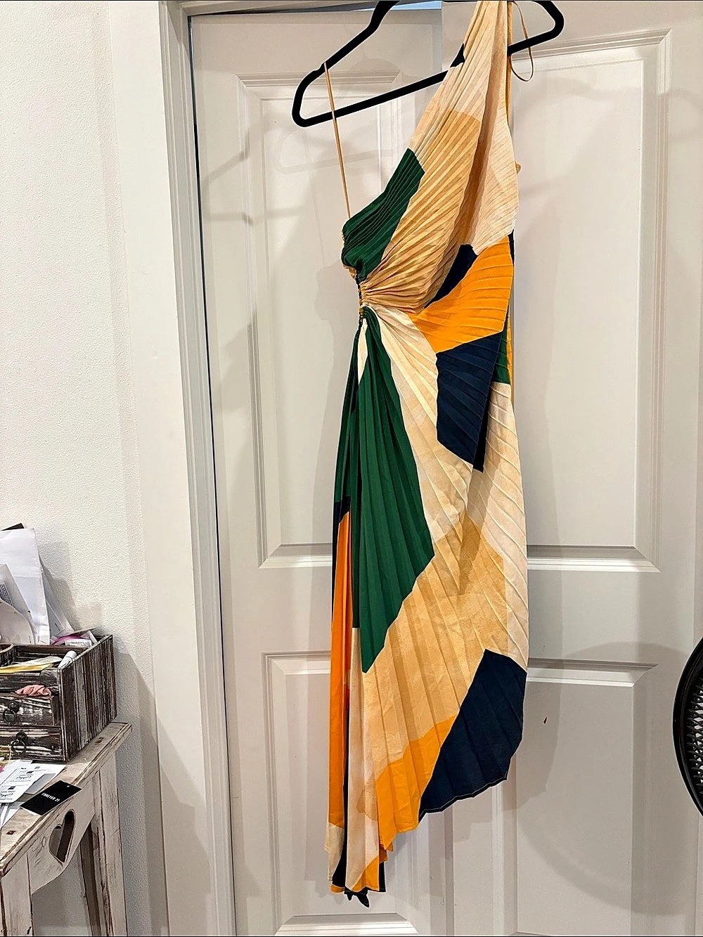 VICI Modern Day Glam One Shoulder Asymmetrical Maxi Dress Green & Orange Large